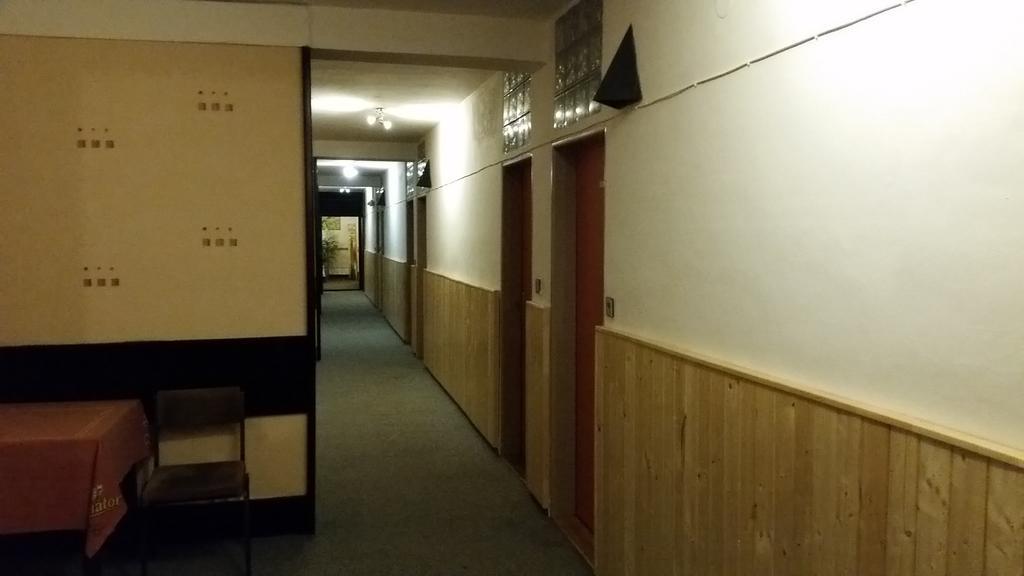 Hotel Zimni Stadion Náchod Екстериор снимка