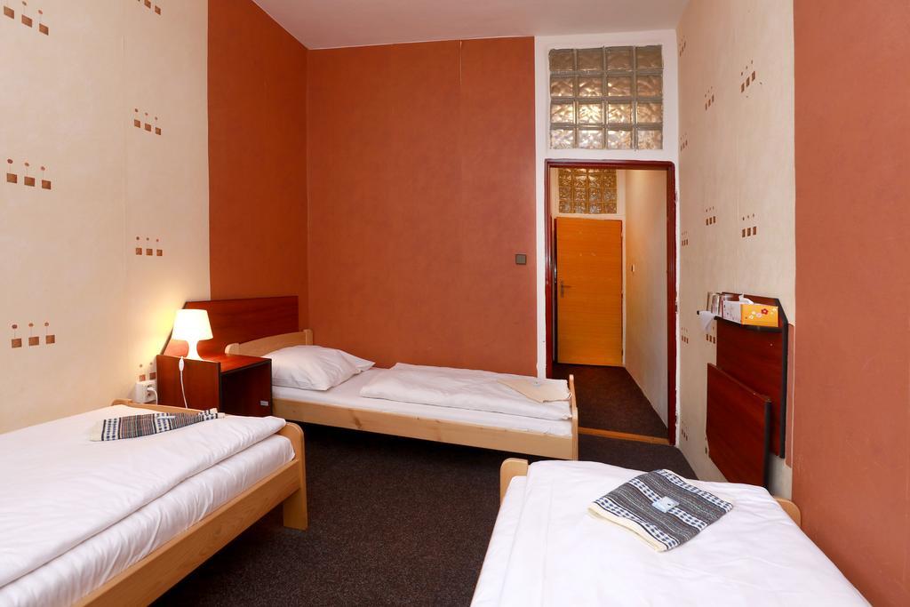 Hotel Zimni Stadion Náchod Екстериор снимка